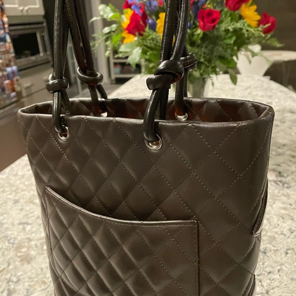 Chanel Medium aligns Cambon tote - Picture 6 of 10